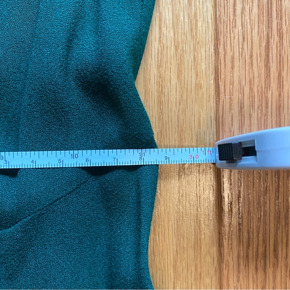 (Copy) reformation / Lacey Midi Dress Emerald - Picture 8 of 9